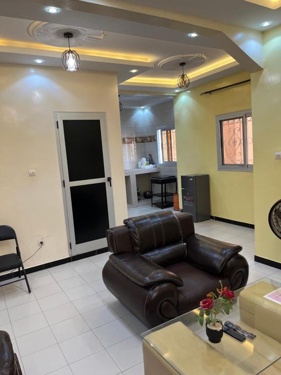 Appartement luxueux sortie 9 péage - B&B Keur Massar