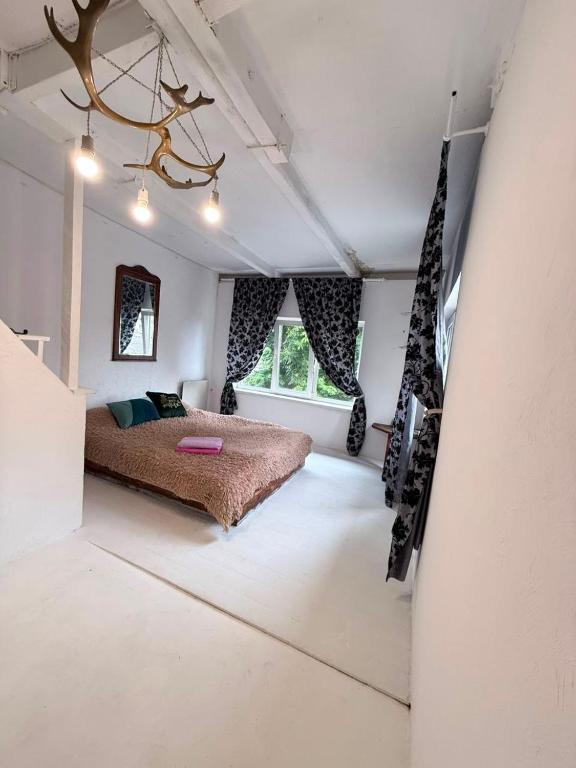 Bunina 37 Loft 3 - B&B Odessa