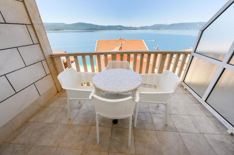 Royal Sea Panorama - Bed and Breakfast Komarna