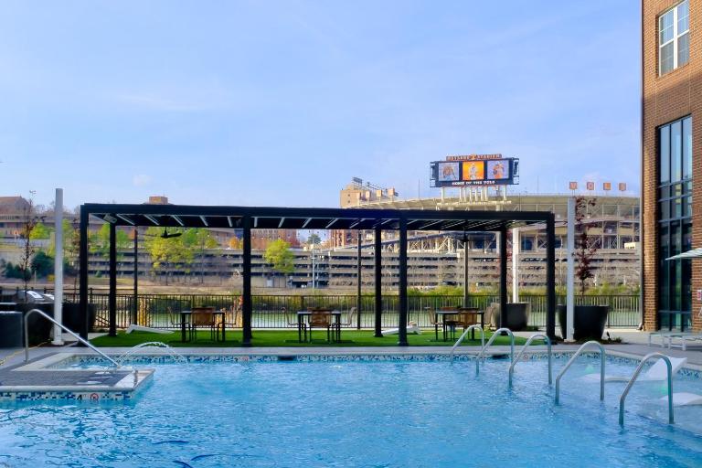 Ultimate Knoxville Riverfront Stay - B&B Knoxville