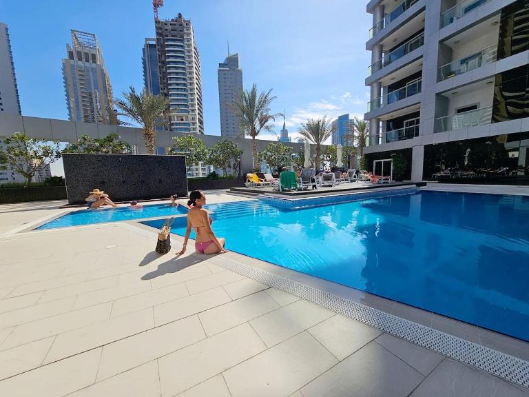 Central in Dubai Marina, Large balcony, Marina View - B&B Dubái