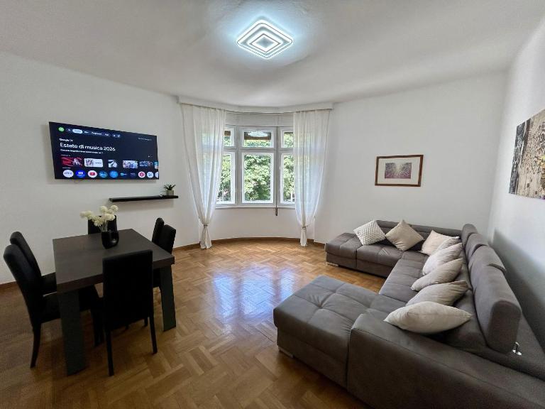 Bianca Apartment - Trieste Reception - B&B Trieste