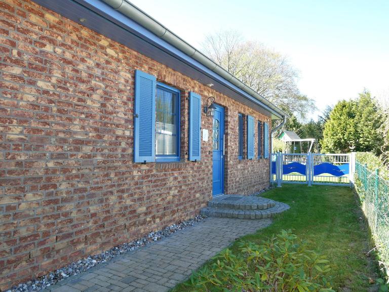 Ferienhaus Familienidyll Usedom mit Garten & WLAN - B&B Ostseebad Zinnowitz