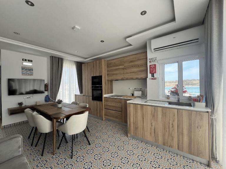 Seaview Marsaxlokk Apartment Eye of Osiris - Ferienwohnung Marsaxlokk