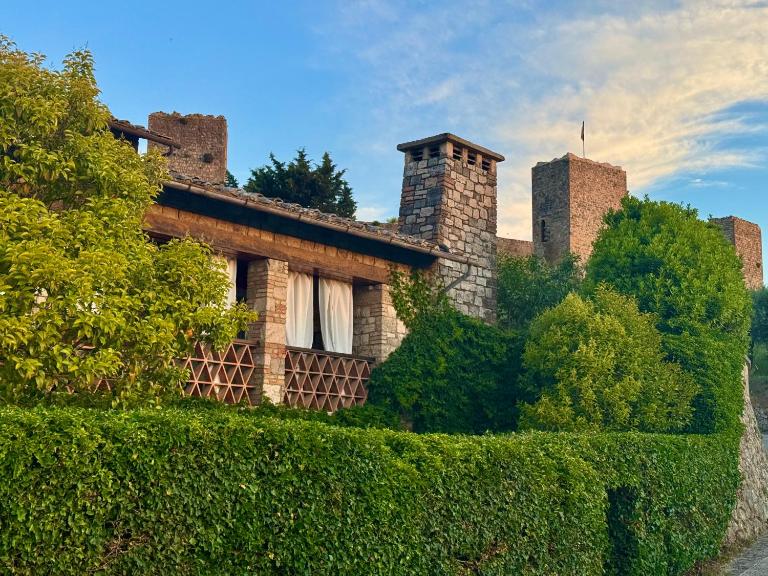Sotto le Mura Monteriggioni - Unica casa a 50m dal Castello con Giardino e Parcheggio privato - B&B Monteriggioni