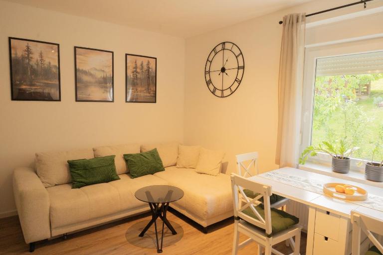 Apartma PRI MICI Javorje - B&B Poljane nad Škofjo Loko