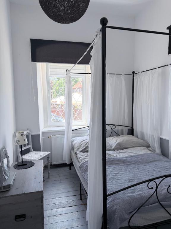 Sowa Loft - B&B Zagórze Śląskie