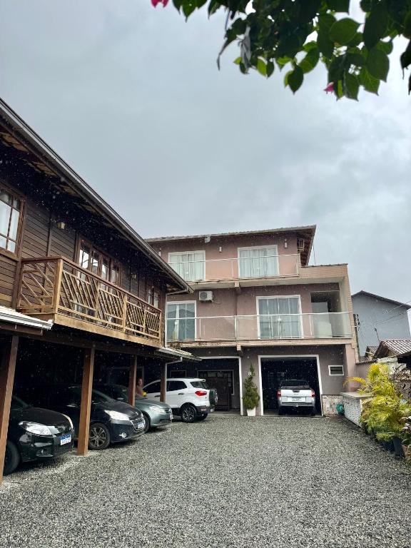 Quarto 4V Joinville Costa e Silva perto Centro - B&B Joinville