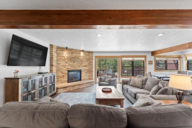 79 Hawn Drive : 2 - Bed and Breakfast Frisco