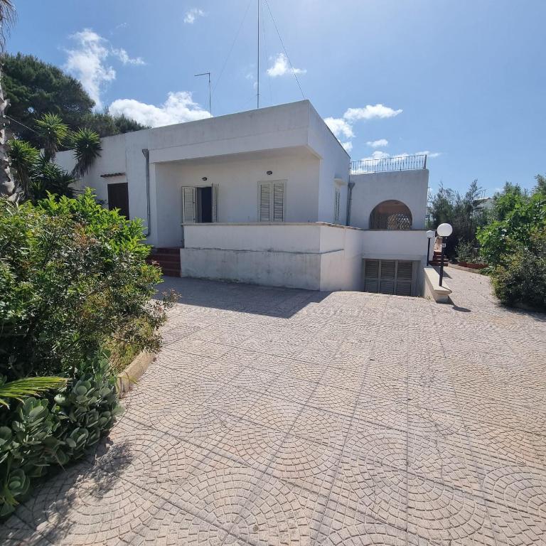Villa bifamiliare a 30 m dal mare - Chambres d'hôtes Marina di Mancaversa