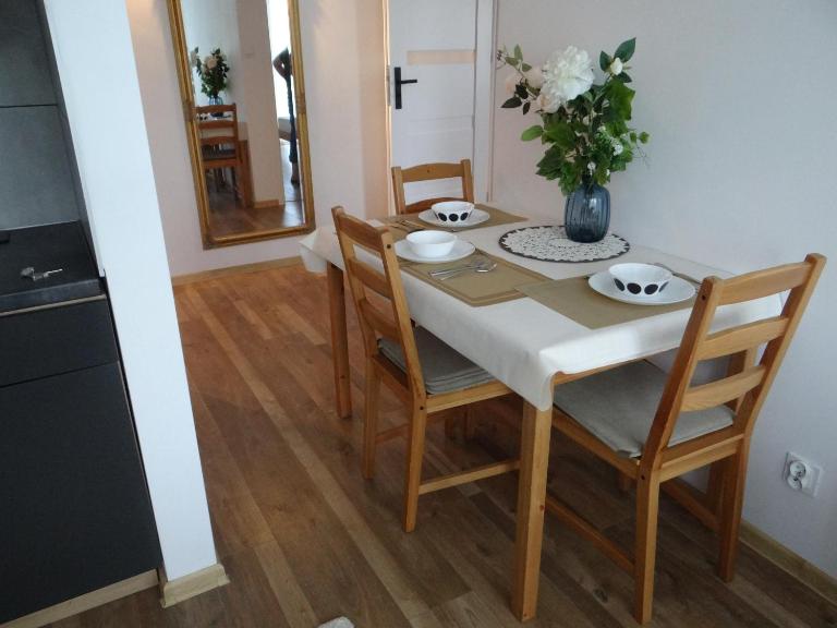 Apartament Kwiatowy - B&B Posnania