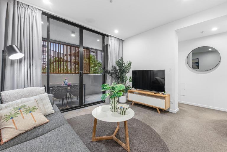 Modern 2BR Apartment Pool South City Square - B&B Brisbane