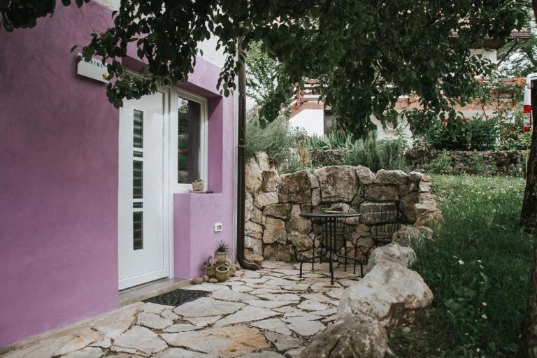 Studio Pod hruško - Bed and Breakfast Kobarid