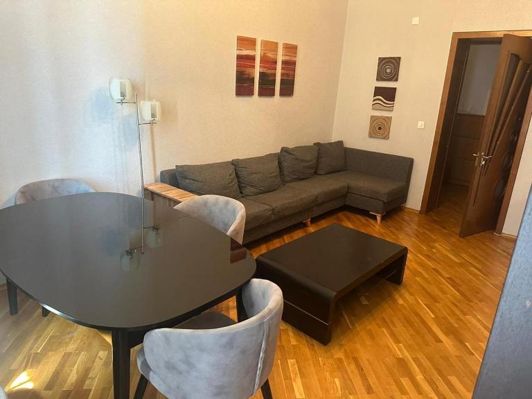 An apartment in the heart of Baku Prime location - Ferienwohnung Baku