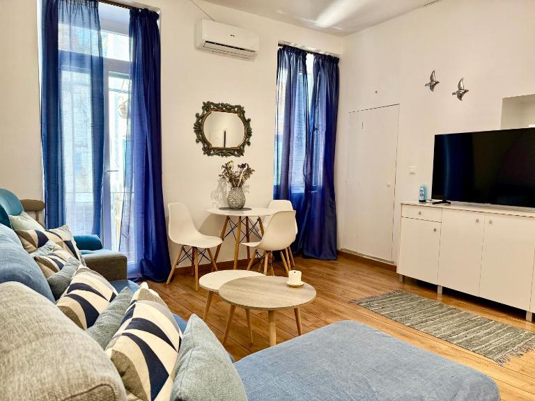 Antonietta Corfu - B&B Karyófyto