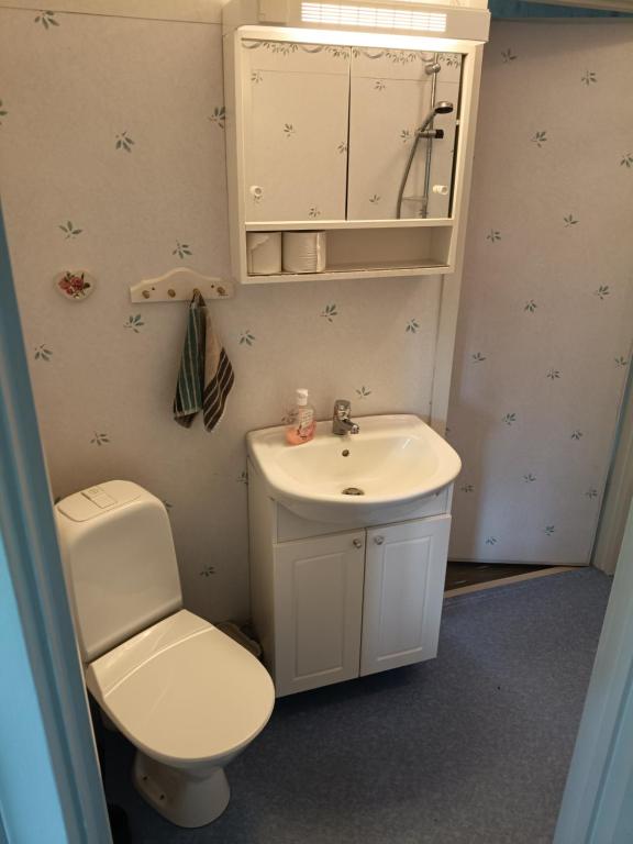 Lantligt Hus Strömstad - B&B Strömstad