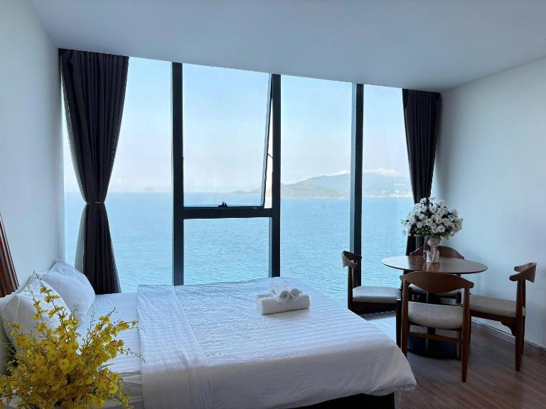 Jenny Starcity Nha Trang Beach with Sea View - B&B Nha Trang