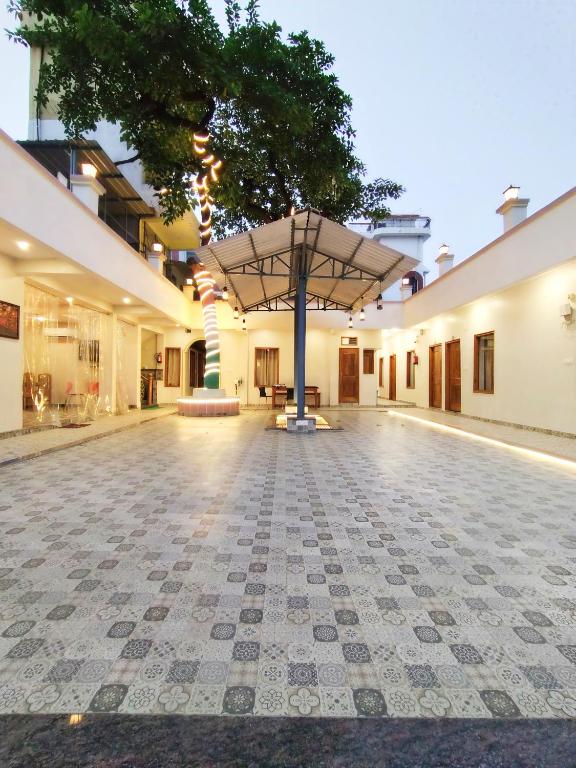 Serenity Stays at Varanasi - B&B Varanasi