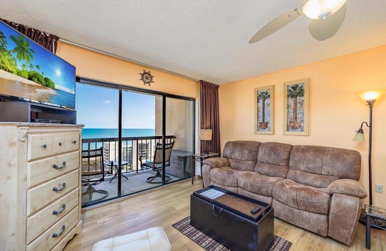 Spacious Ocean View Suite With Beautiful Updates! - Ocean Dunes Tower 2 Unit 6121 - Sleeps 6 Guests! - Chambres d'hôtes Myrtle Beach