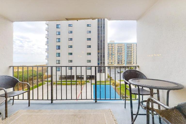 Camelot 203B - B&B Ocean City