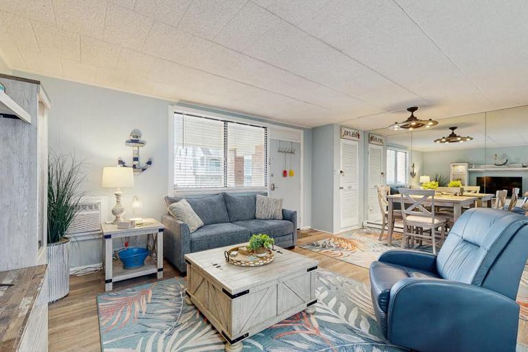 Colonial Condo 102 - B&B Ocean City