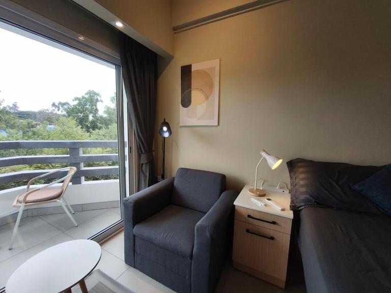 Stylish Studio Condo on the Beach - B&B Ban Pak Khlong Phe