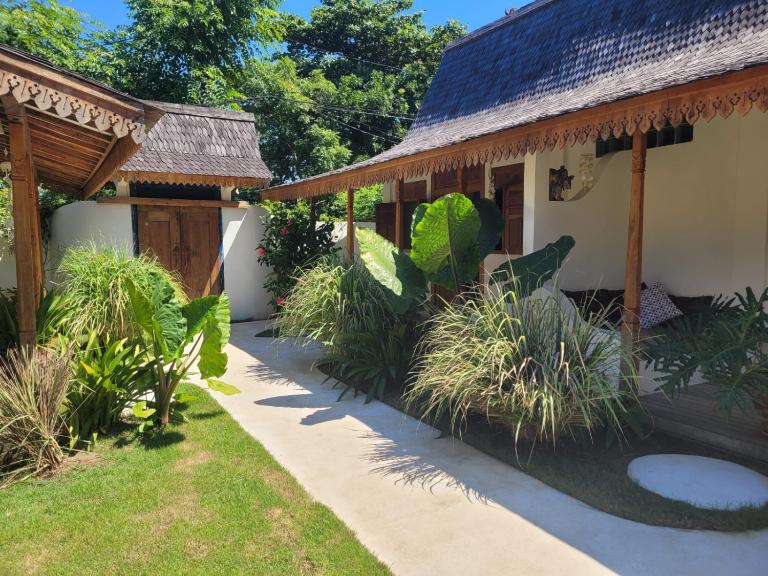 Irmy's Village - Bed and Breakfast Gili Air
