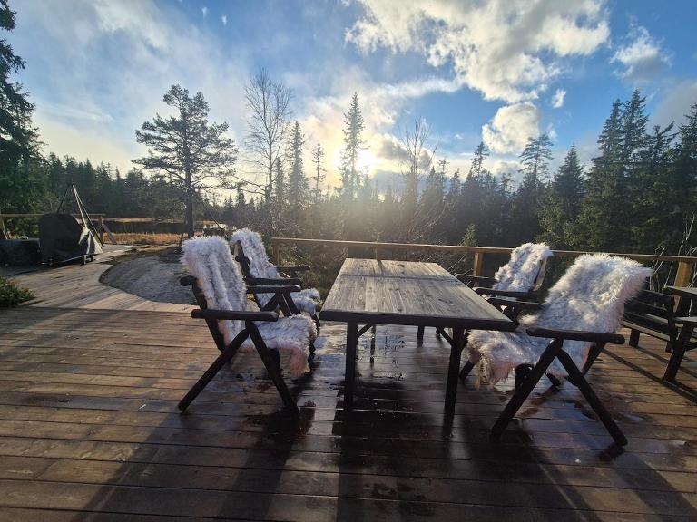Cabin with large terrace - B&B Nyhus