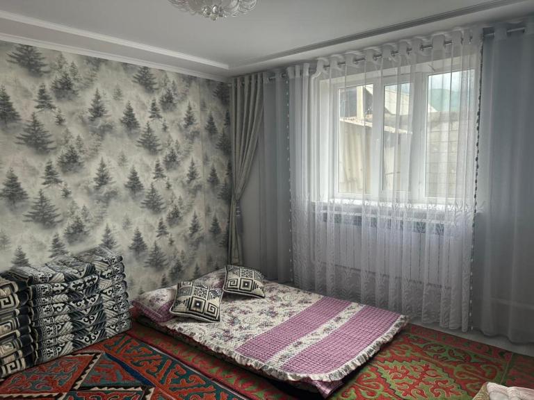 Adilya Guesthouse - B&B Kyzylemgek