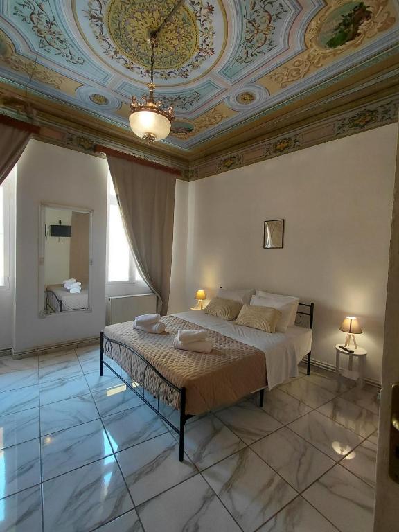 Belli motif - B&B Ermoúpolis