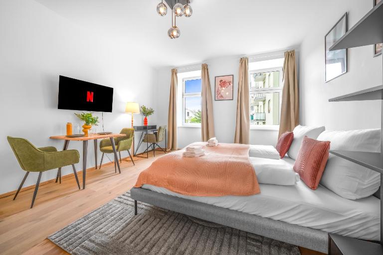Designer Studios, 10min to Stephansplatz, Metro, no Elevator - Ferienwohnung Wien