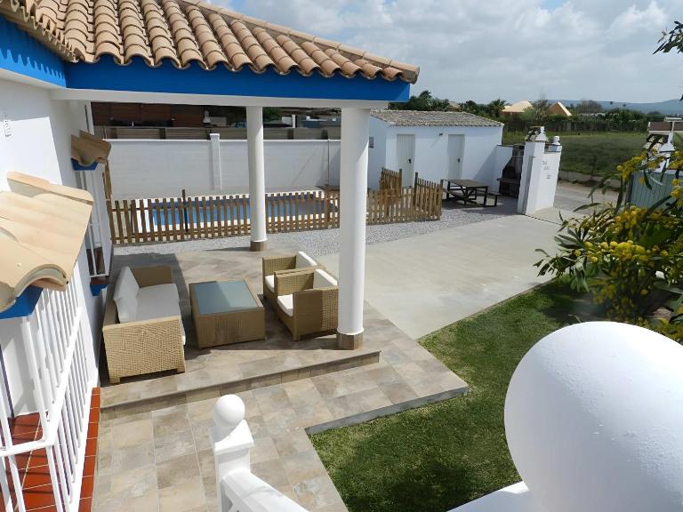 Chalet en la playa con piscina Privada en el Palmar terraza y chimenea - Bed and Breakfast El Palmar
