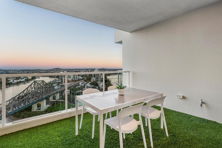 Penthouse Style - Story Bridge Views - Sleeps 8 - Baby Friendly - Ferienwohnung Brisbane