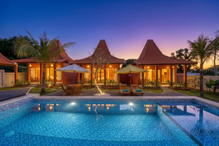 Wigus Villa Melasti - B&B Ungasan