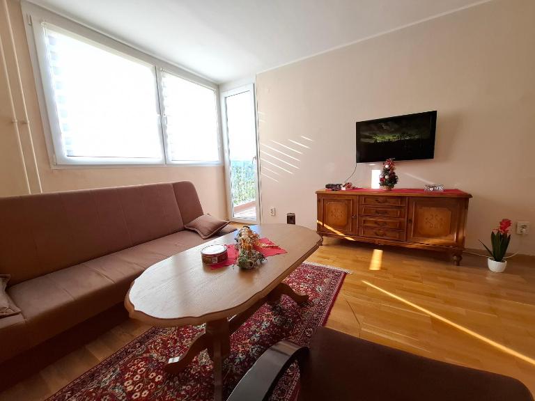 Apartment Borac - Balcony View & Free Parking - B&B Travnik