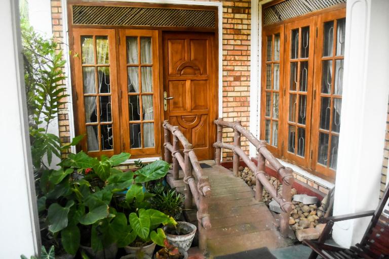 Ceylon Casa - Bed and Breakfast Hikkaduwa