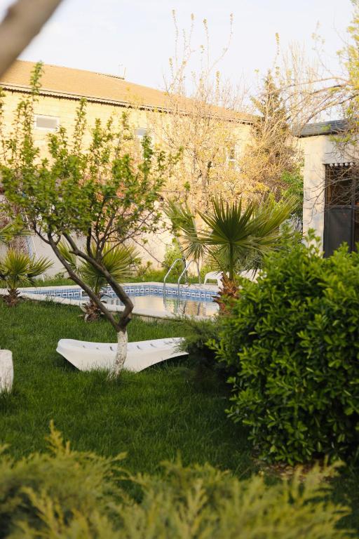 Villa Verde w Warm Pool, BBQ, Concierge - B&B Baku