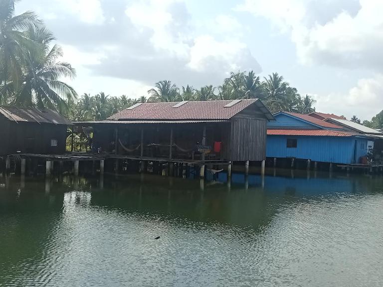 Friend of Nature Homestay - B&B Kaôh Rŏng