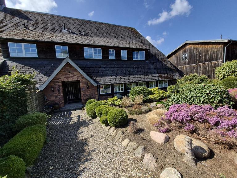 Haus Ellerbrook 3 Min zum Strand - B&B Scharbeutz