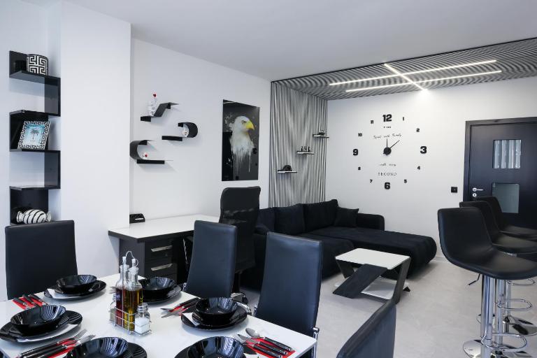 Close to Subway, Airport and Arena Sofia - Ferienwohnung Sofia