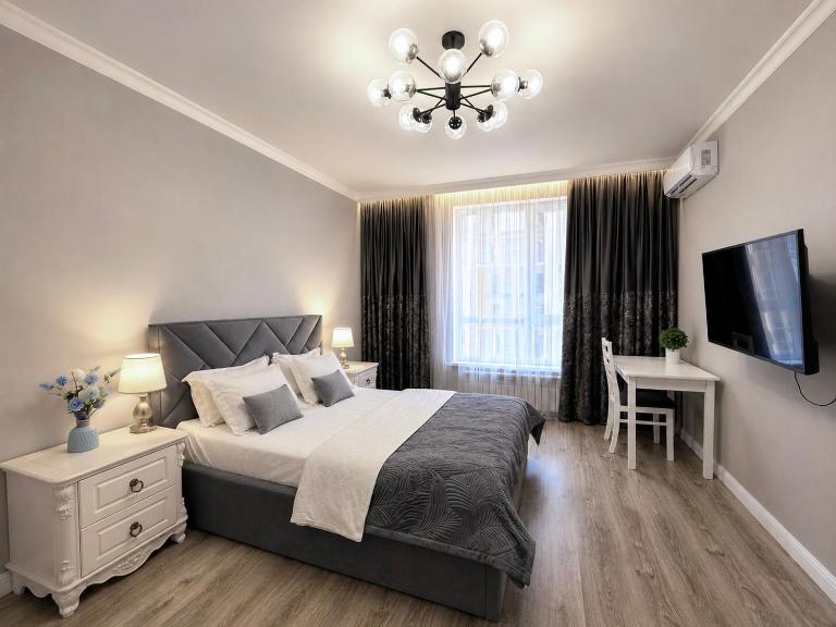 Stylish Raimbek11 Residence, 1BR nearby metro & drinking water as a gift - Bed and Breakfast Almaty