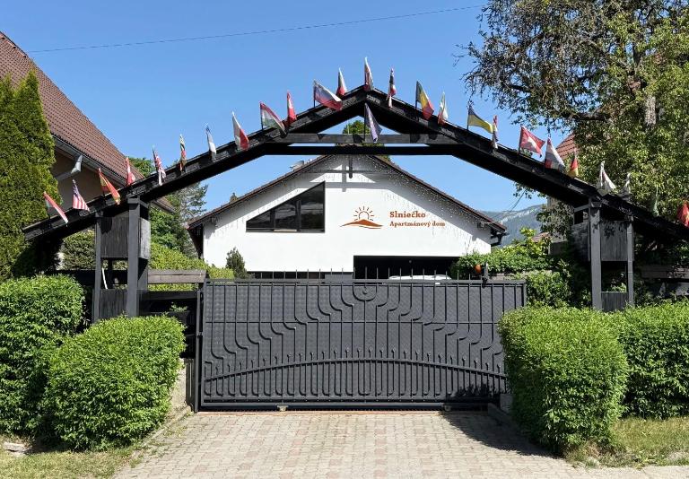 Apartmánový dom Slniečko - Ferienwohnung Žiar