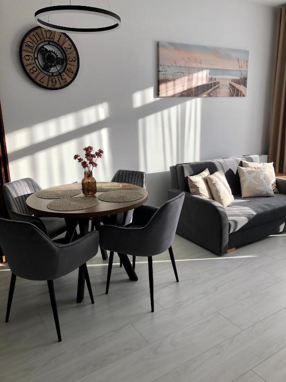 IGA BALTIC Apartment - 150m od Morza - B&B Sianożęty