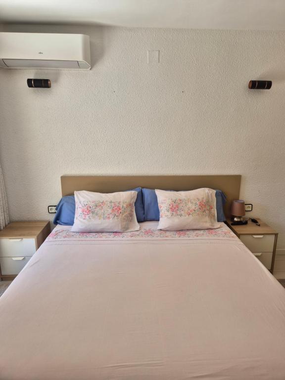 Novelty - Bed and Breakfast Salou