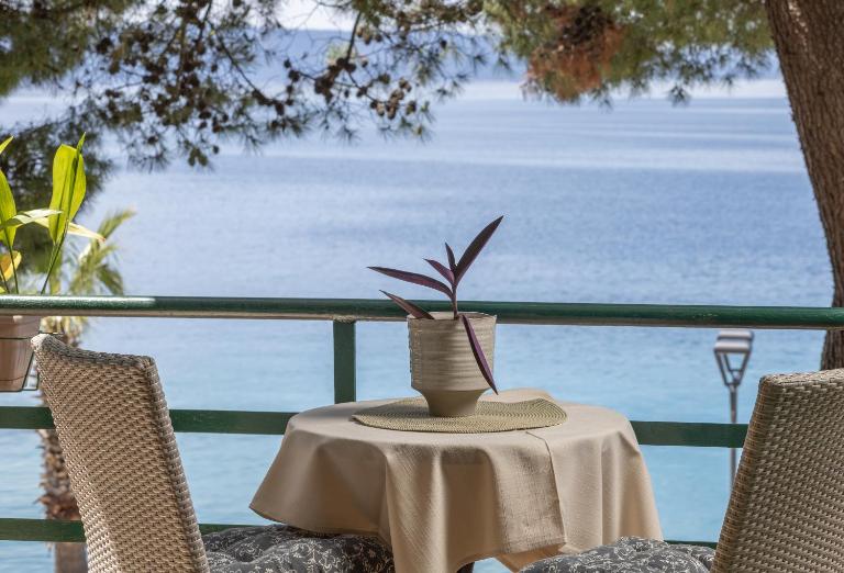 PINE&SHINE Waterfront - B&B Podgora