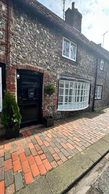 Garden View Homestay in Historic Patcham, Brighton - B&B Brighton