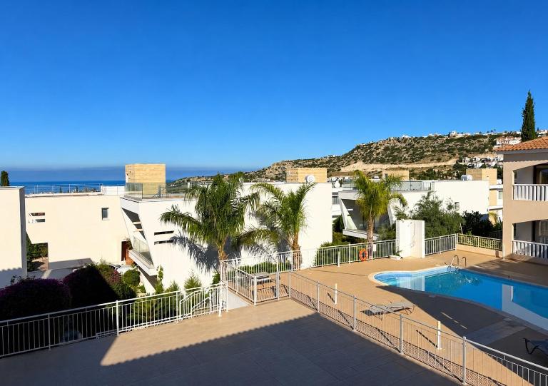 Elysian Heights Pool & Panoramic Views - B&B Peyia