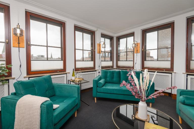 Neu! Penthouse-Wohnung mit Dachterrasse in der Bremer Innenstadt - B&B Bremen