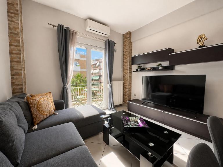 Piraeus Coastal Nest - 4 Guests by ΜΡS - B&B El Pireo