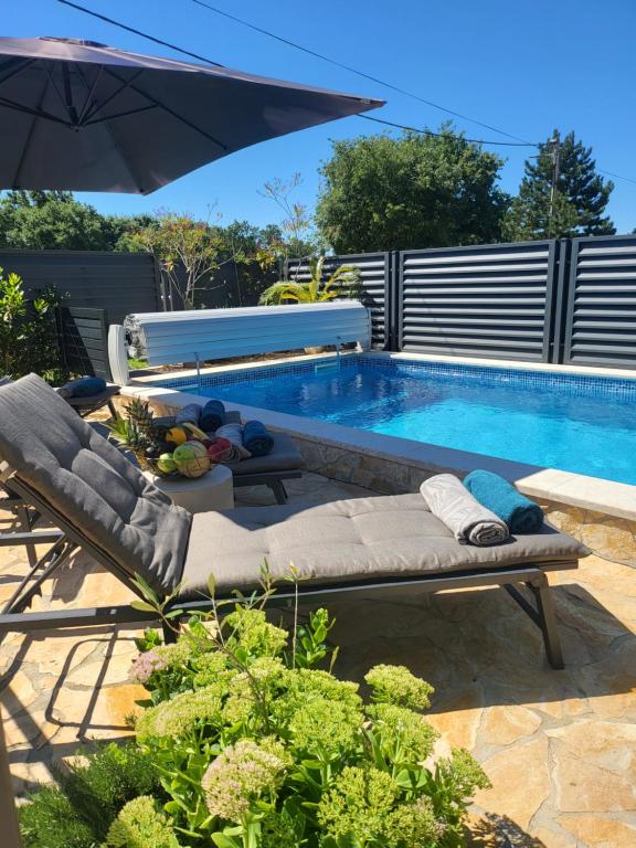 Villa AMore Radini with a private heated saltwater pool and private parking - B&B Brtonigla